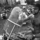 Fin de semana jorobado: fotos retro de ciclistas de orientación sexual no tradicional