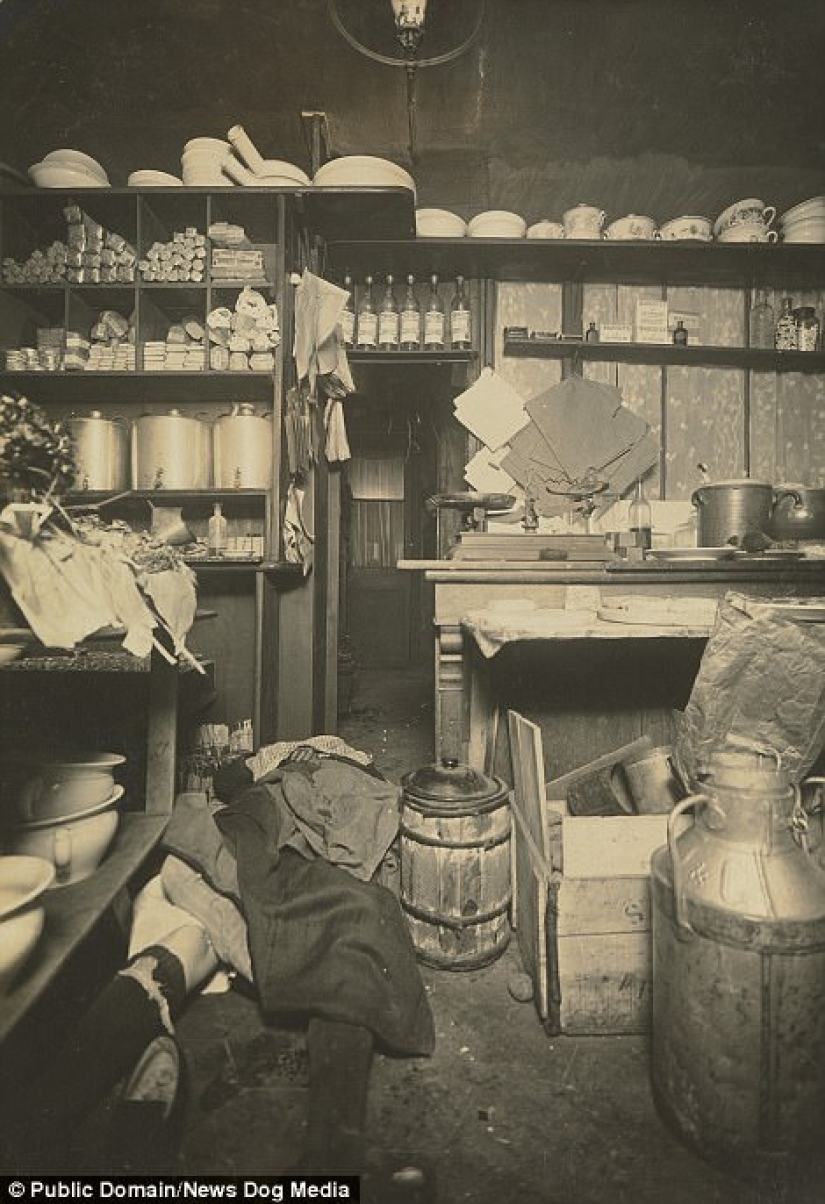 First-of-its-kind crime scene photos from 1904