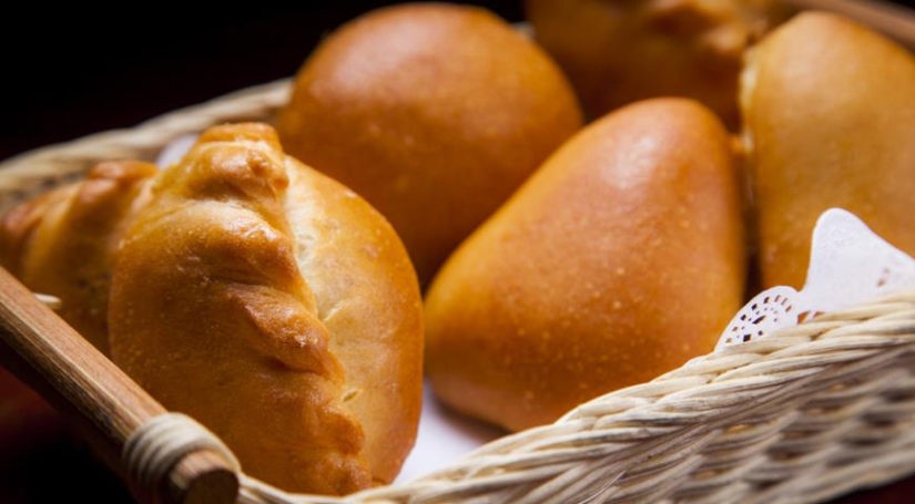 Fish scales in your wallet and pies instead of wedding: 10 amazing facts about the Czechs