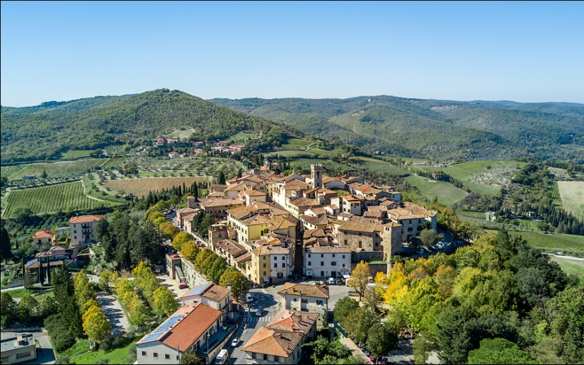 Flying over the nests of Tuscany: how to remove private property from a copter