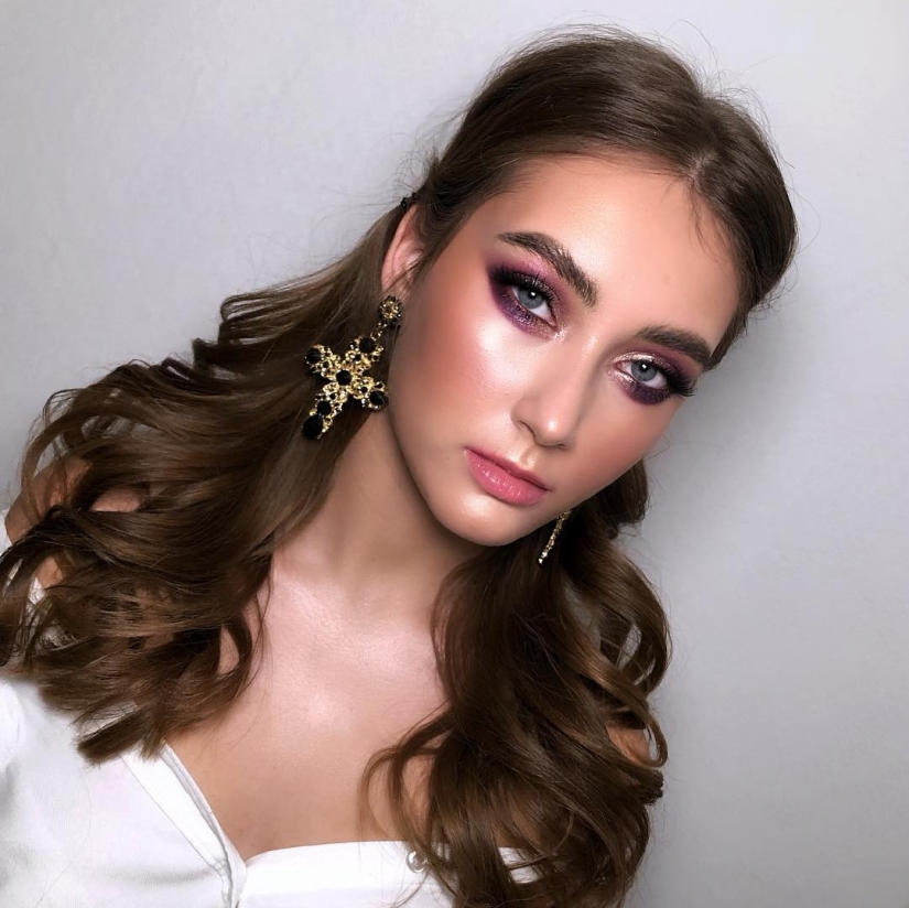 "For Hollywood!": a Vdvshnik from Moscow left the troops and became a stylist for Paris Hilton "For Hollywood!": a Vdvshnik from Moscow left the troops and became a stylist for Paris Hilton