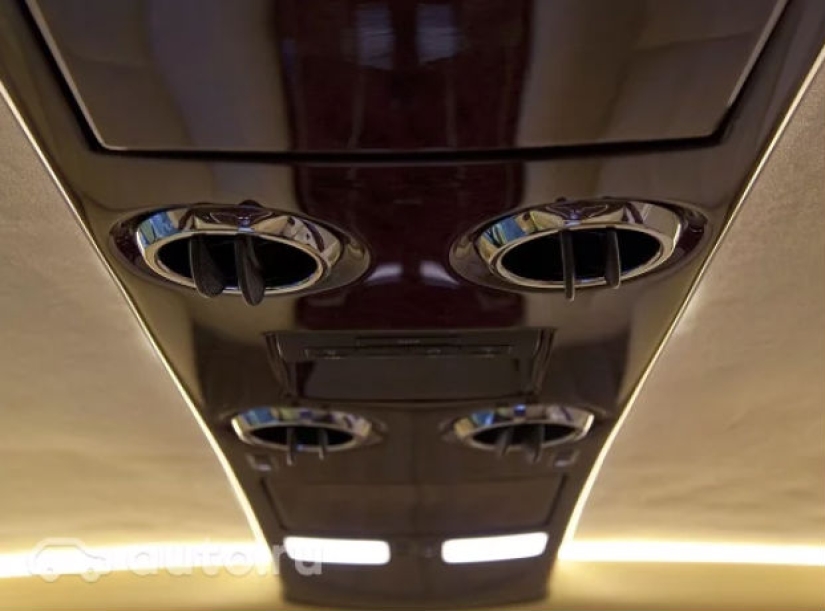 For sale is a ZIL limousine for 70 million rubles, which Putin did not like