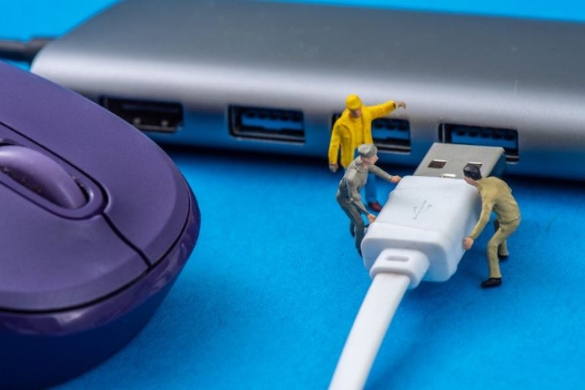 Fotógrafo transforma objetos cotidianos en atractivos mundos en miniatura Fotógrafo transforma objetos cotidianos en atractivos mundos en miniatura