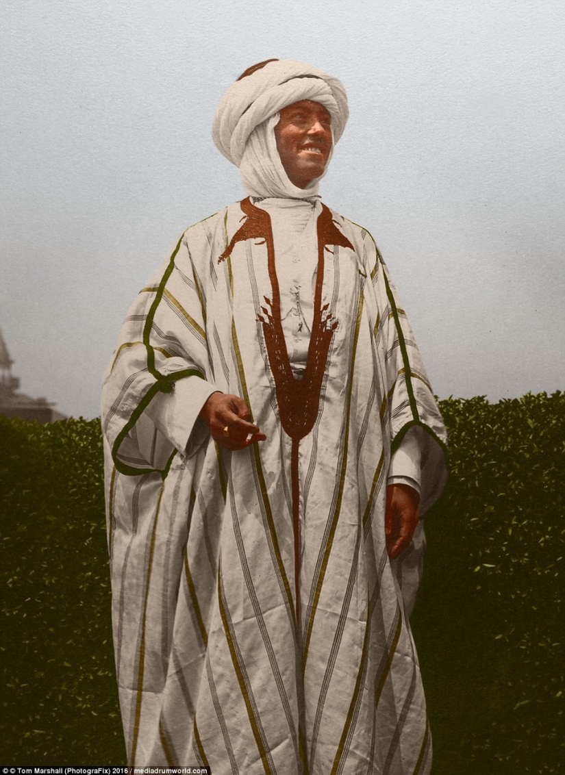 Fotografías centenarias en color de inmigrantes que llegaron a los Estados Unidos revelan el contraste de culturas