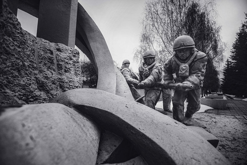 Fotos fascinantes y espeluznantes de Chernóbil y Pripyat por Christian Lipovan
