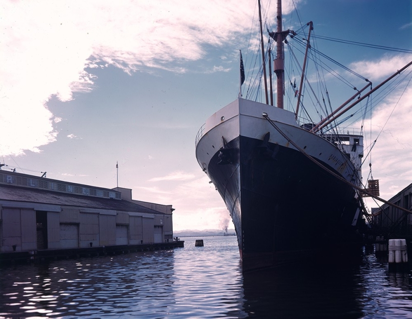 Fotos únicas de la década de 1940 en códigos de colores.