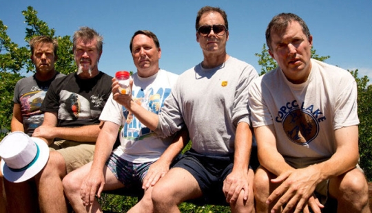 Friends have been photographed every 5 years since 1982