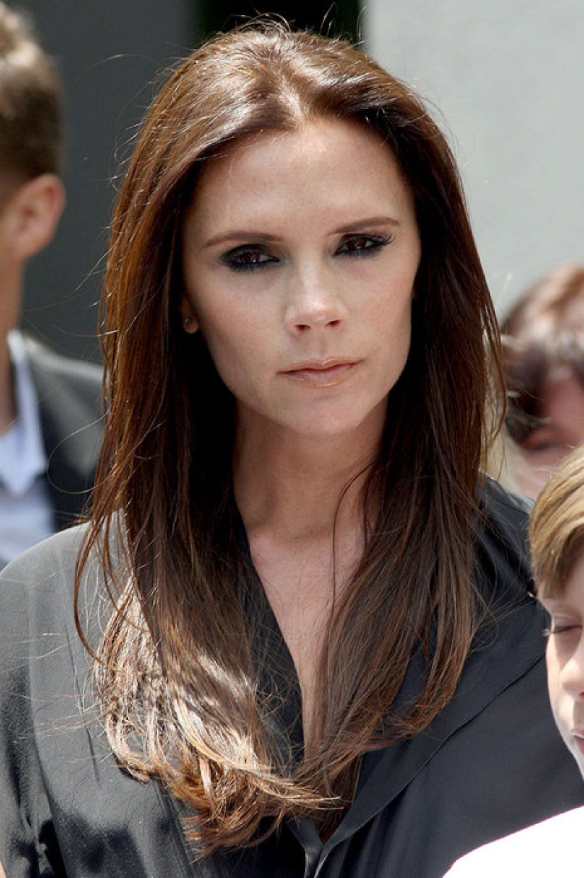 From a simpleton to a style icon: the fashionable evolution of the magnificent Victoria Beckham From a simpleton to a style icon: the fashionable evolution of the magnificent Victoria Beckham