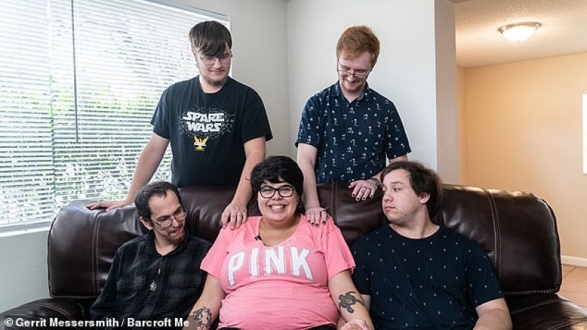 From a trio to a duet: the sensational love triad broke up due to the departure of one of the women