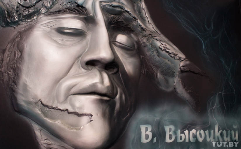 From the house where Vysotsky lived, the Belarusian businessman made a strange museum "as a gift to all people" From the house where Vysotsky lived, the Belarusian businessman made a strange museum "as a gift to all people"