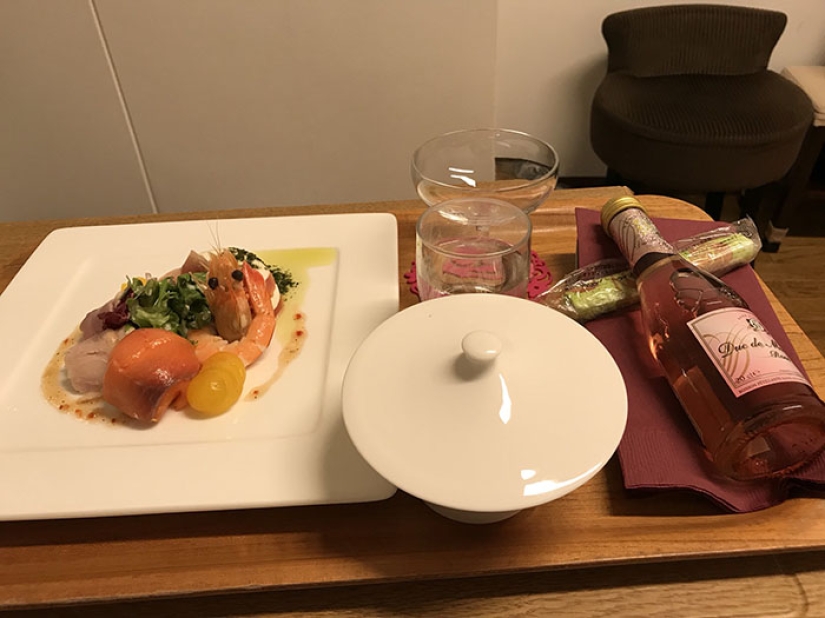 Fui al hospital, pero terminé en un restaurante: cómo se alimenta a los pacientes en las clínicas japonesas Fui al hospital, pero terminé en un restaurante: cómo se alimenta a los pacientes en las clínicas japonesas