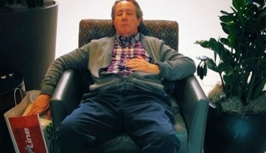 Funny shots from Instagram "Men in stores"