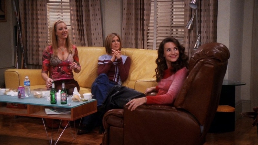 Gary Oldman, Julia Roberts y otras 28 celebridades que no recordamos de la serie de televisión "Friends", y están allí