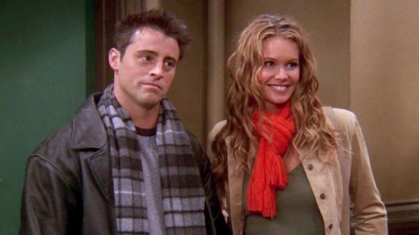 Gary Oldman, Julia Roberts y otras 28 celebridades que no recordamos de la serie de televisión "Friends", y están allí