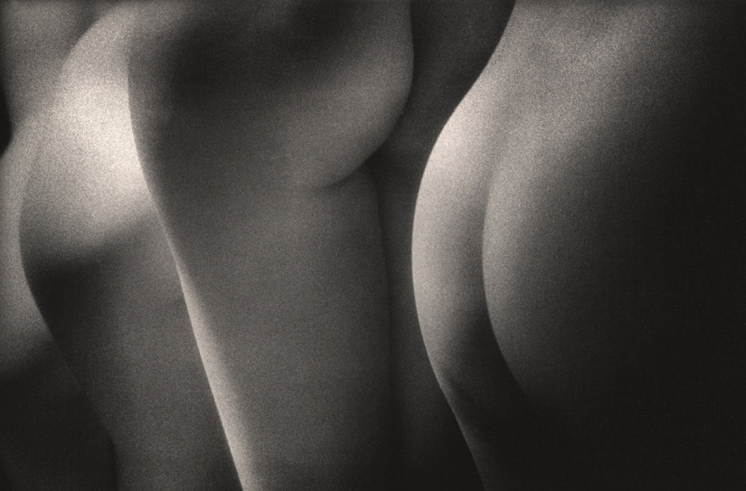 Gentle eroticism from photographer Robert Farber Gentle eroticism from photographer Robert Farber