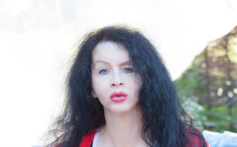 German woman injects ancient bacteria into blood for the sake of eternal youth German woman injects ancient bacteria into blood for the sake of eternal youth