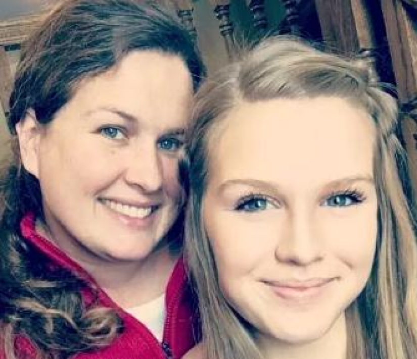 "Get on her back and lift your finger": how to check if teenage children are lying to you "Get on her back and lift your finger": how to check if teenage children are lying to you