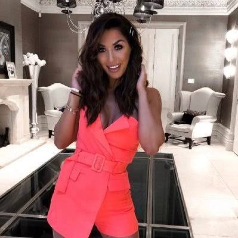 Golden kids: la descendencia de las estrellas del programa de televisión The Real Housewives of Cheshire arde por la vida más fría que sus padres Golden kids: la descendencia de las estrellas del programa de televisión The Real Housewives of Cheshire arde por la vida más fría que sus padres