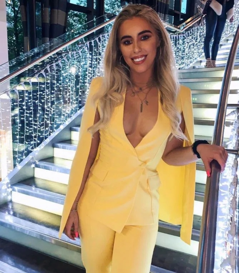 Golden kids: la descendencia de las estrellas del programa de televisión The Real Housewives of Cheshire arde por la vida más fría que sus padres Golden kids: la descendencia de las estrellas del programa de televisión The Real Housewives of Cheshire arde por la vida más fría que sus padres