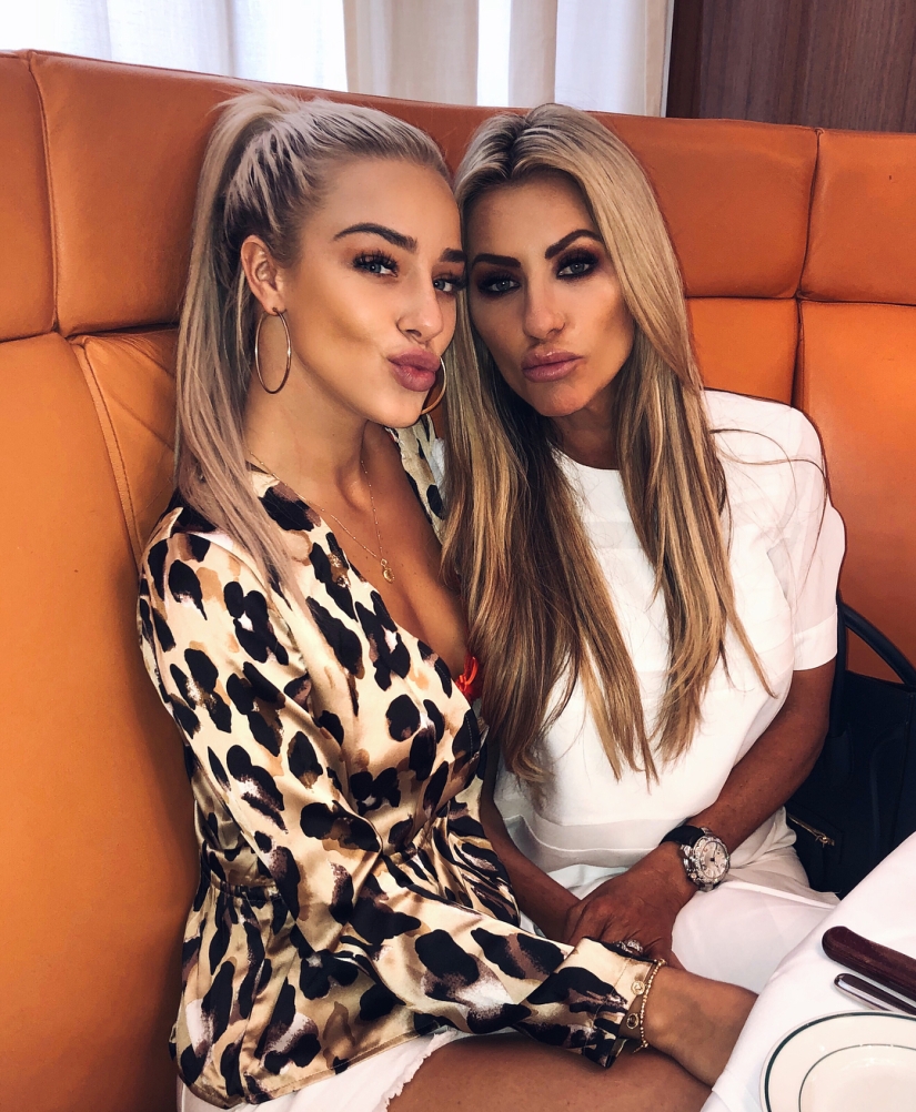 Golden kids: the offspring of the stars of the TV show The Real Housewives of Cheshire burn through life cooler than their parents Golden kids: the offspring of the stars of the TV show The Real Housewives of Cheshire burn through life cooler than their parents