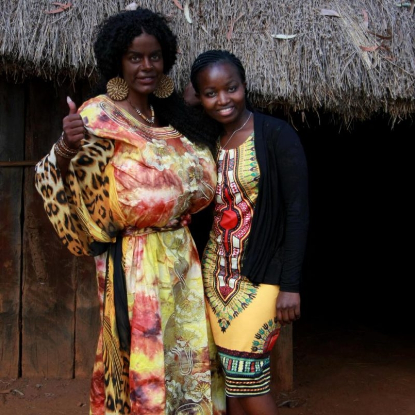 Golpeada por el sol: una modelo rubia de Alemania se ha vuelto de piel oscura y quiere mudarse a África