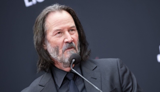 Grandfather Keanu and baba Nastya: celebrities have grown old with the help of the FaceApp app Grandfather Keanu and baba Nastya: celebrities have grown old with the help of the FaceApp app