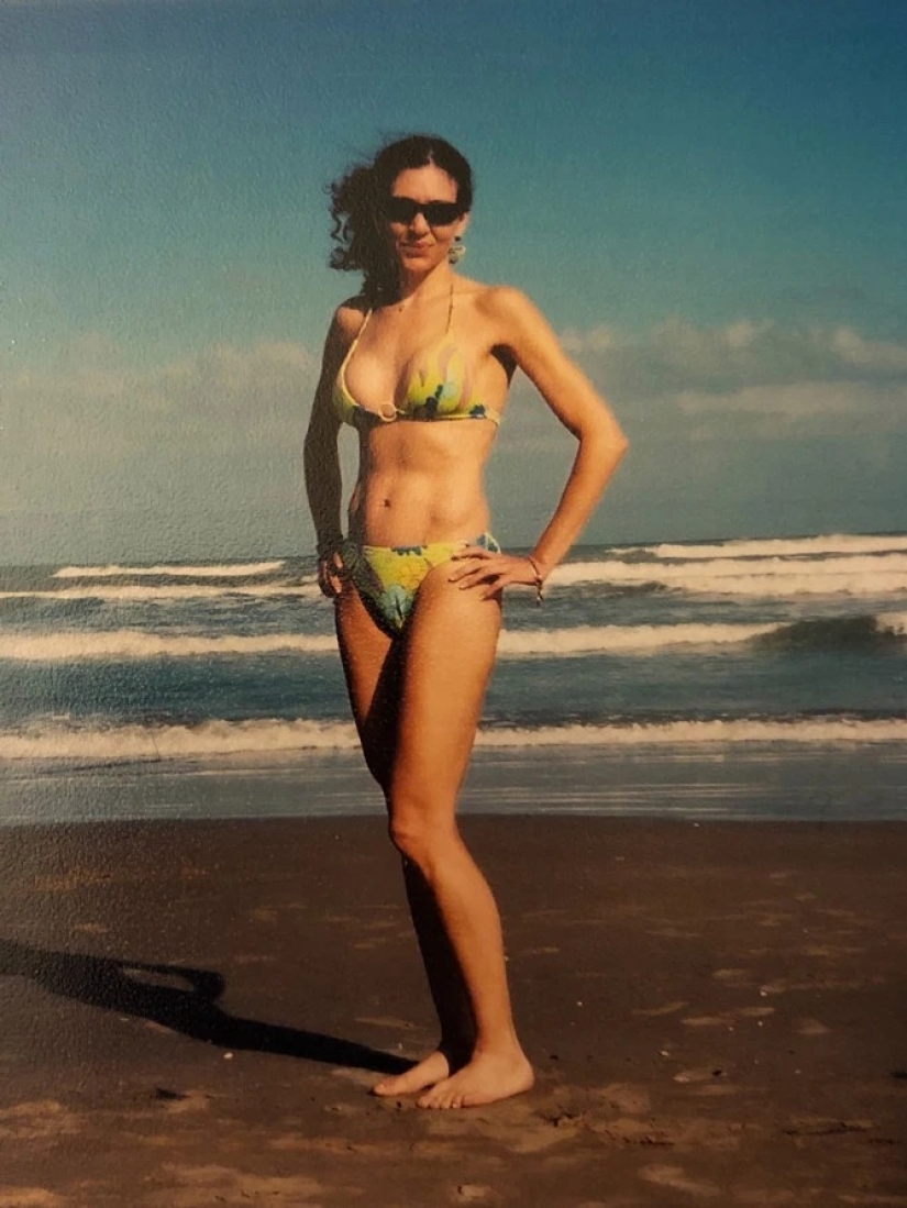 Granny with peppercorn: slender American woman is mistaken for her daughter's sister Granny with peppercorn: slender American woman is mistaken for her daughter's sister