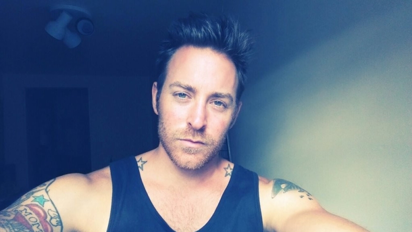 Guys, hold on to your balls