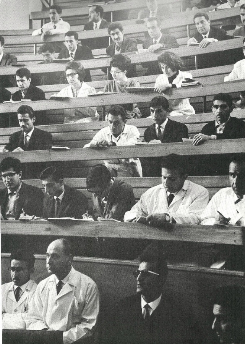 Hace mucho tiempo en Teherán Hace mucho tiempo en Teherán