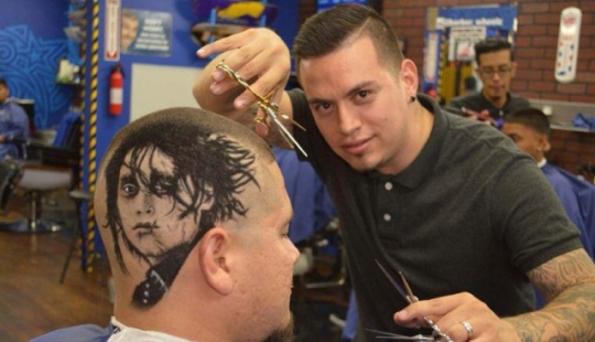 Hairdresser creates celebrity portraits on the heads of his clients