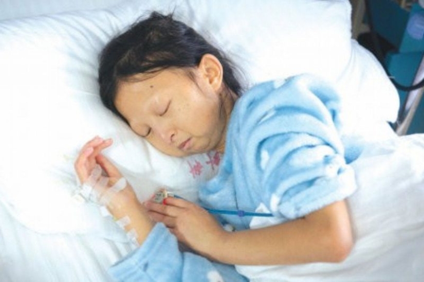 Hambrienta por salvar a su hermano: una estudiante que había estado comiendo arroz durante cinco años murió en China Hambrienta por salvar a su hermano: una estudiante que había estado comiendo arroz durante cinco años murió en China