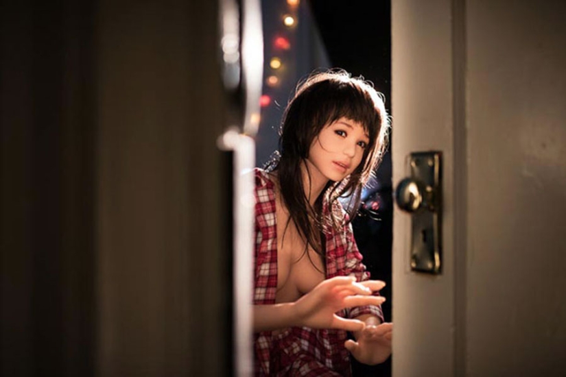 Happy life of a Korean photographer with a sex doll