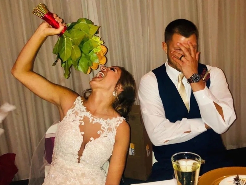 Hasta que la comida rápida nos separa: la novia recibió un ramo de pepitas de boda y se lo comió con apetito