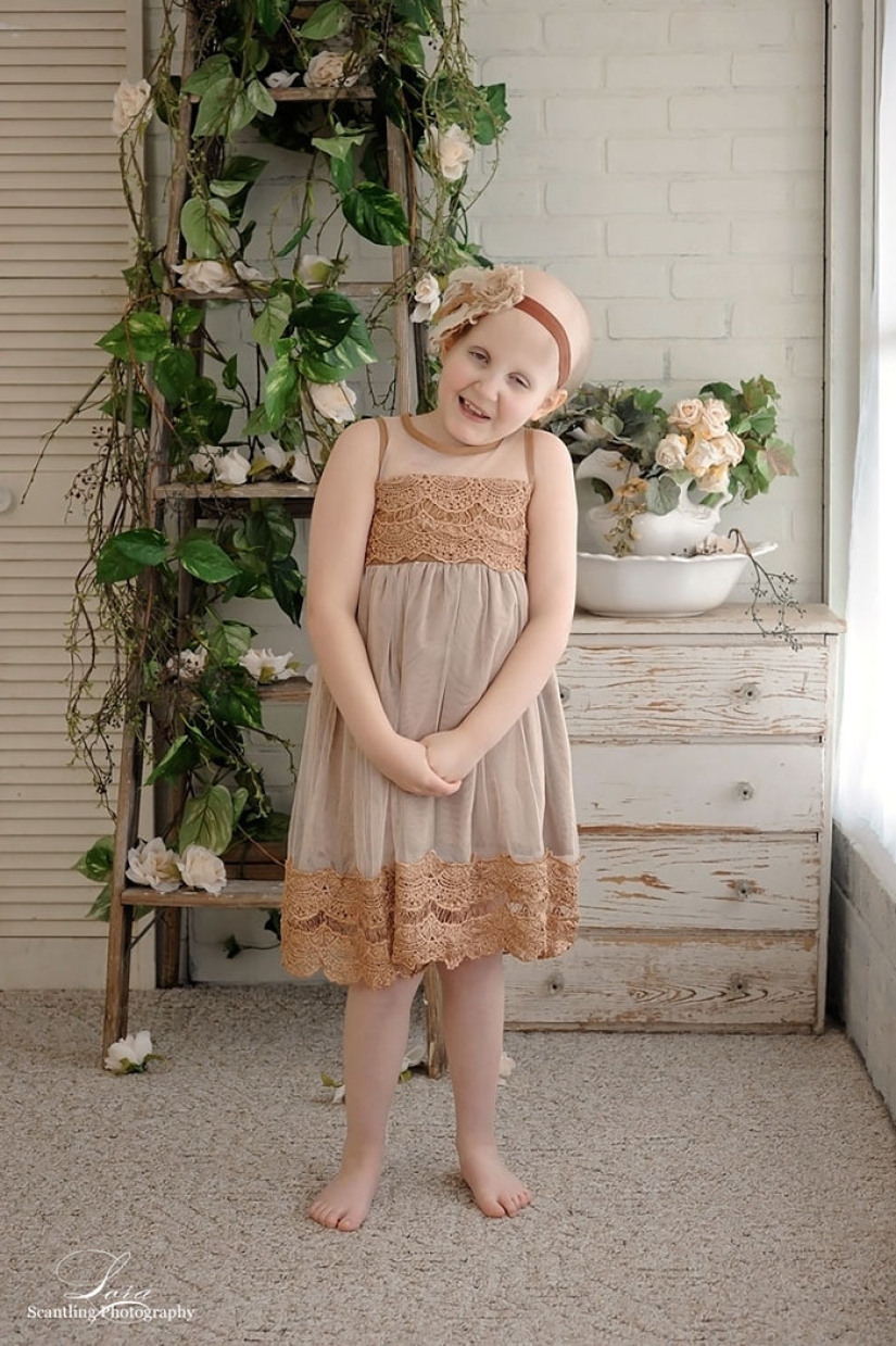 Having defeated cancer, the girls repeated the photo shoot taken at the beginning of the journey Having defeated cancer, the girls repeated the photo shoot taken at the beginning of the journey