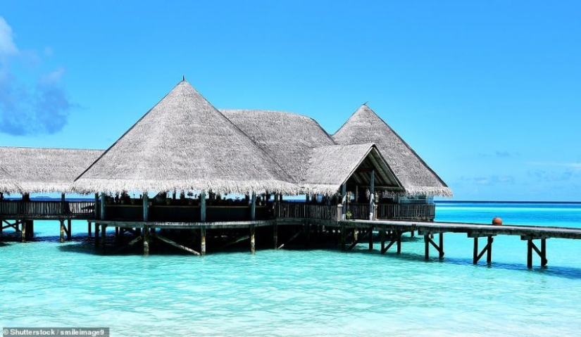 Hell in the middle of paradise: how a luxury hotel in the Maldives turned into a fire trap for vacationers