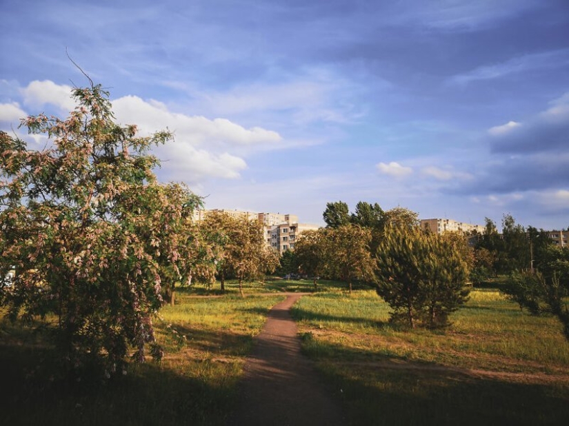 Here's what the Lithuanian neighborhood looks like, where the British filmed Chernobyl