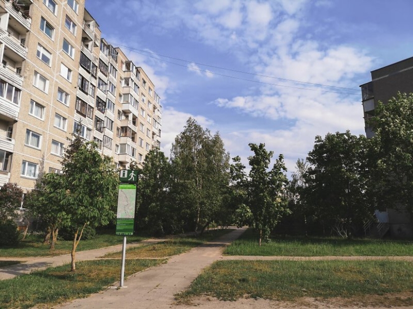 Here's what the Lithuanian neighborhood looks like, where the British filmed Chernobyl