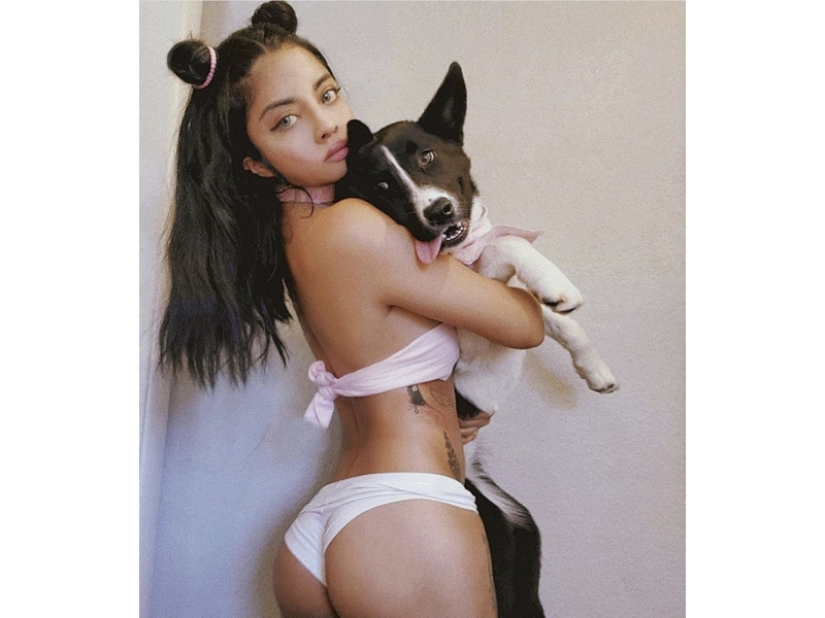 Hermosas chicas y sus amigos de cuatro patas: 25 fotos Hermosas chicas y sus amigos de cuatro patas: 25 fotos