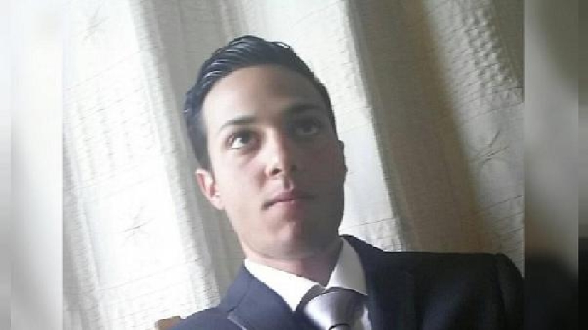 Héroe olvidado: Migrante ilegal que salvó a dos niños de un incendio se enfrenta a la deportación de Francia Héroe olvidado: Migrante ilegal que salvó a dos niños de un incendio se enfrenta a la deportación de Francia