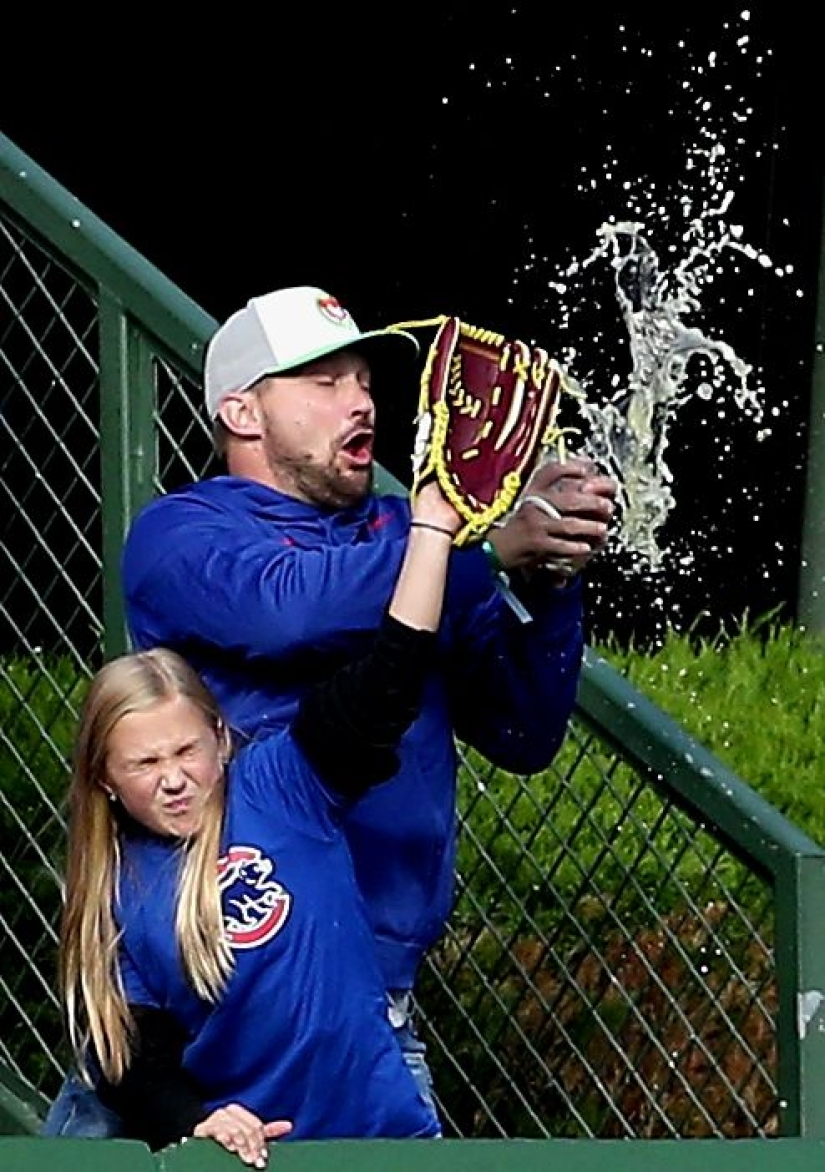 Hilarious Sports Pics That Were Taken At Just The Right Moment