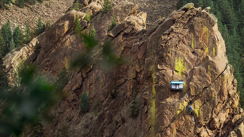 "Hola, ¿tienes oxígeno?"En los Estados Unidos, se ha abierto una tienda para escaladores en un acantilado escarpado