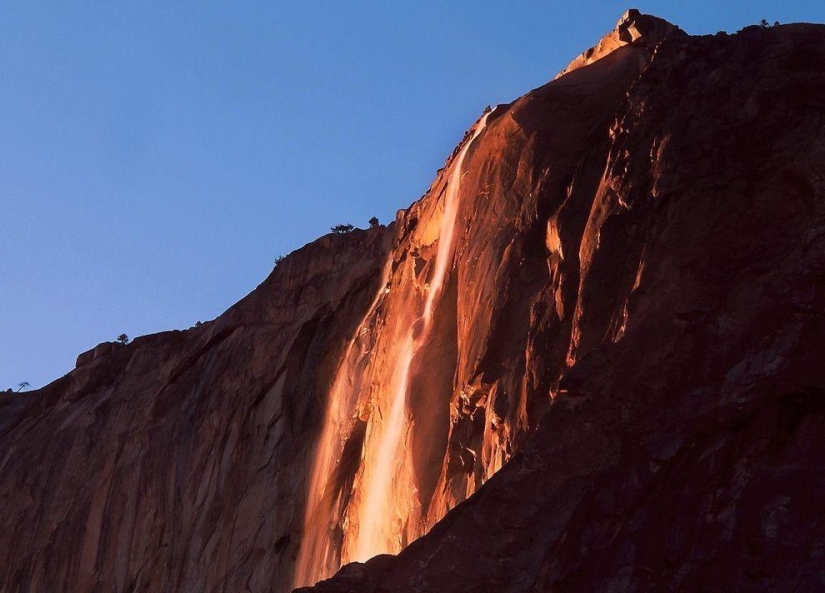 Horse Tail Waterfall» Horse Tail Waterfall»
