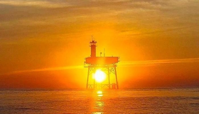 "Hotel on stilts": the most dangerous hotel in the world is waiting for rich connoisseurs of the exotic