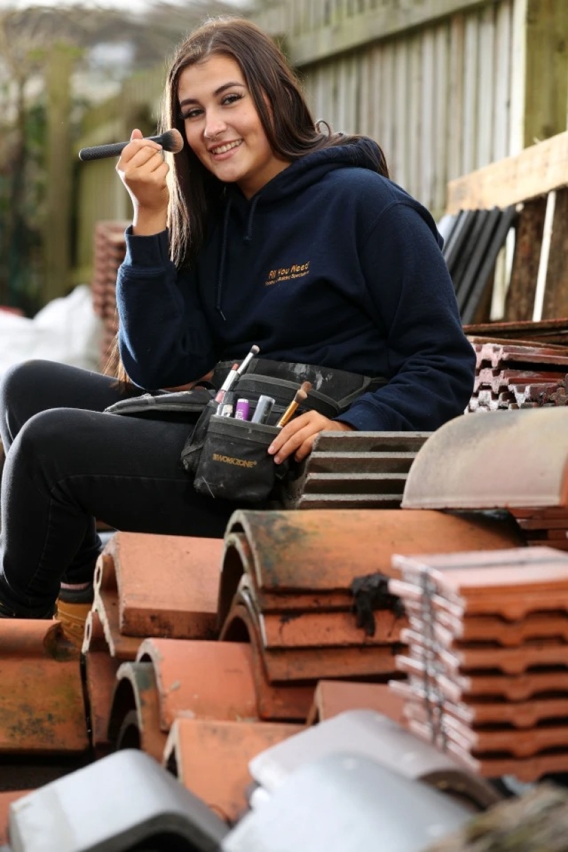 How a 19-year-old glamorous beauty became a roofer and founded a construction company How a 19-year-old glamorous beauty became a roofer and founded a construction company