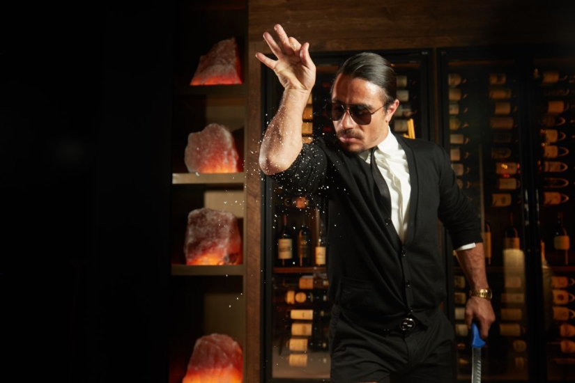 How a simple cook turned into a star and fed Kadyrov with a knife: Salt Bae's path to world fame