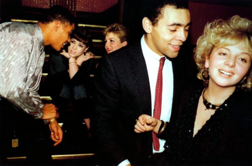 How an Irish photographer was looking for love in the nightclubs of the 1980s How an Irish photographer was looking for love in the nightclubs of the 1980s