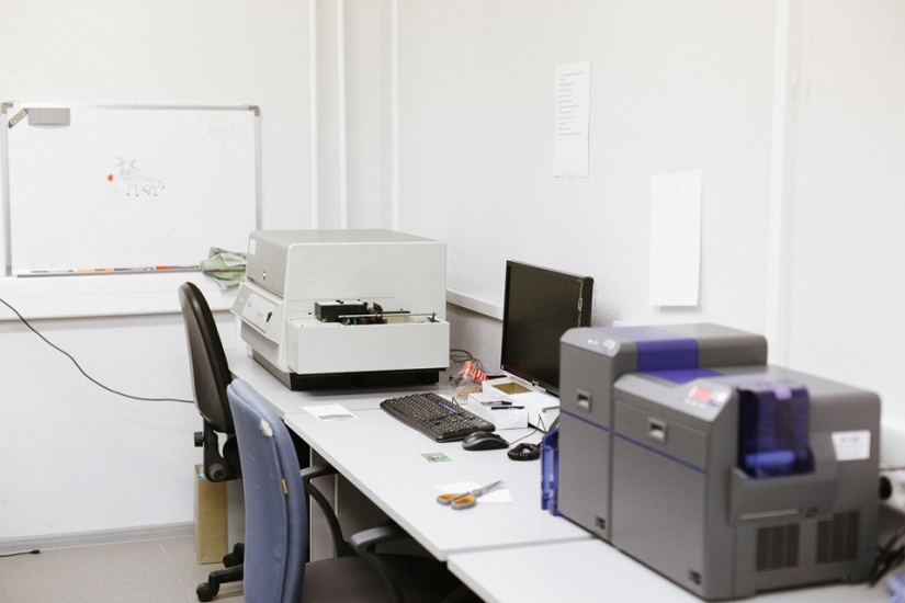 How bank cards are made