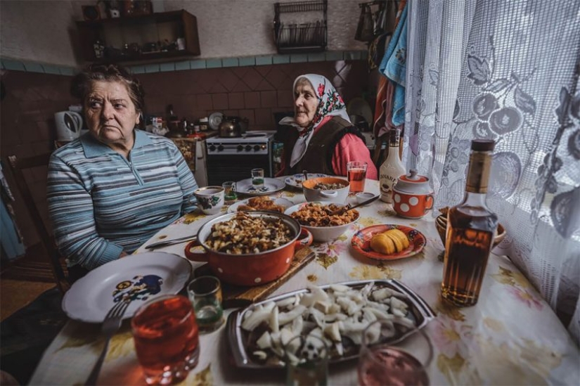 How do people who refused to leave the Chernobyl exclusion zone live now How do people who refused to leave the Chernobyl exclusion zone live now