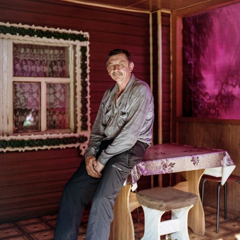 How do the people of Shashlykograd live in Mordovia, who feed truckers