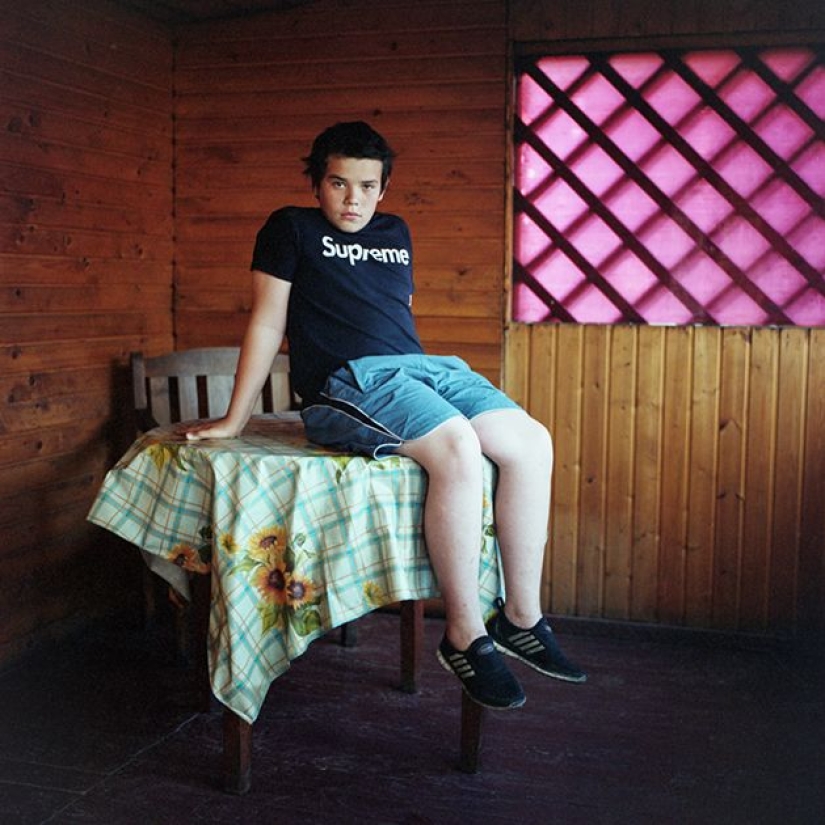 How do the people of Shashlykograd live in Mordovia, who feed truckers